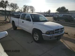 ✅ 2002 Dodge Dakota Sport • VIN: 1B7GL32X02S550520 • Lot: 84116494. Wystawiony na Copart z przebiegiem 87 531 mil. Bezpłatny archiwum sprzedaży aukcyjnych z USA i szczegółowy raport historii pojazdu na DreamBid. Zdjęcie 4.