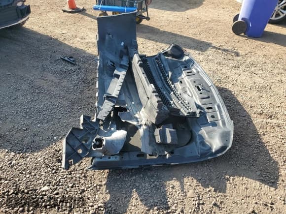 ✅ 2013 Chevrolet Suburban LT • VIN: 1GNSKJE79DR108060 • Lot: 71648435. Listed on Copart with 145,881 mi. Free auction sales archive from the USA and detailed vehicle history report at DreamBid. Image 13.