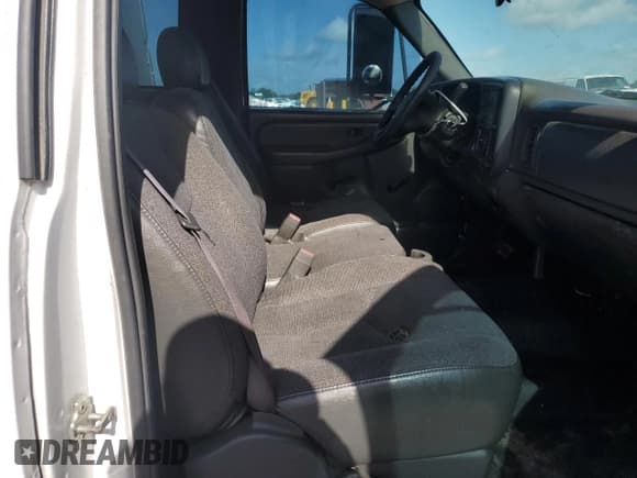 ✅ 2005 Chevrolet Silverado 1500 • VIN: 1GBJC34275E219707 • Лот: 65274005. Опубликован ранее на Copart с пробегом 115 822 миль. Бесплатный доступ к архиву аукционных продаж из США и подробный отчёт об истории автомобиля на DreamBid. Изображение 10.