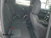 ✅ 2017 Jeep Renegade Latitude • VIN: ZACCJBBB8HPG59597 • Lot: 94951995. Wystawiony na Copart z przebiegiem 84 064 mil. Bezpłatny archiwum sprzedaży aukcyjnych z USA i szczegółowy raport historii pojazdu na DreamBid. Zdjęcie 10.