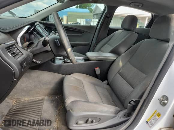 2015 Chevrolet Impala LS с VIN 2G11X5SLXF9171074, выставлен на аукционе Copart как лот 81652465 с пробегом 190 421 миль миль и Списание • Salvage title. История ставок и продаж доступна на DreamBid. Изображение 7.