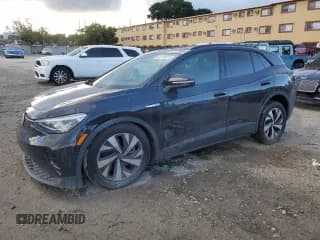 ✅ 2025 Volkswagen ID.4 Pro • VIN: 1V2CRPE88SC007773 • Лот: 85155575. Опубликован ранее на Copart с пробегом 6 508 миль. Бесплатный доступ к архиву аукционных продаж из США и подробный отчёт об истории автомобиля на DreamBid. Изображение 1.