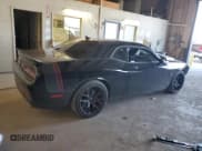 ✅ 2018 Dodge Challenger R/T Scat Pack • VIN: 2C3CDZFJ2JH181920 • Lot: 56241284. Wystawiony na Copart z przebiegiem 83 194 mil. Bezpłatny archiwum sprzedaży aukcyjnych z USA i szczegółowy raport historii pojazdu na DreamBid. Zdjęcie 3.