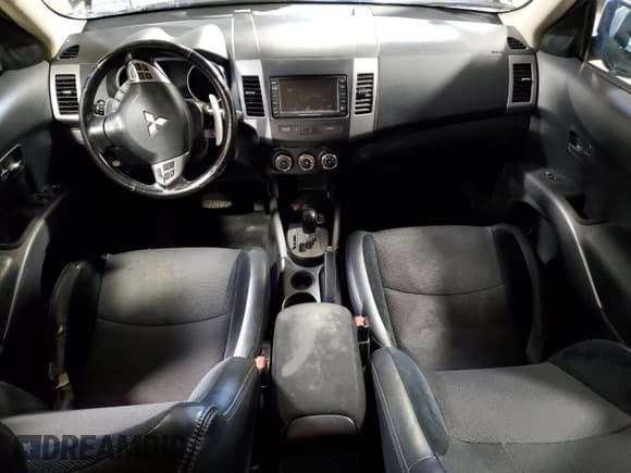 ✅ 2013 Mitsubishi Outlander SE • VIN: JA4AS3AW5DU005464 • Lot: 92186345. Wystawiony na Copart z przebiegiem 91 514 mil. Bezpłatny archiwum sprzedaży aukcyjnych z USA i szczegółowy raport historii pojazdu na DreamBid. Zdjęcie 8.