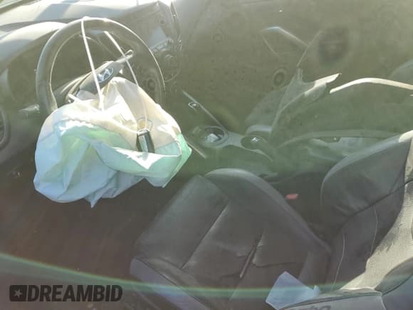 ✅ 2016 Hyundai Veloster Turbo • VIN: KMHTC6AE1GU294363 • Lot: 87697095. Wystawiony na Copart z przebiegiem 89 183 mil. Bezpłatny archiwum sprzedaży aukcyjnych z USA i szczegółowy raport historii pojazdu na DreamBid. Zdjęcie 7.