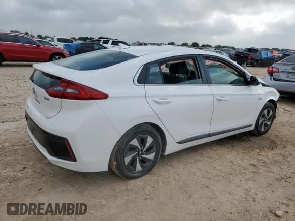 ✅ 2017 Hyundai Ioniq SEL • VIN: KMHC75LC2HU034498 • Lot: 59237215. Listed on Copart with 95,909 mi. Free auction sales archive from the USA and detailed vehicle history report at DreamBid. Image 3.