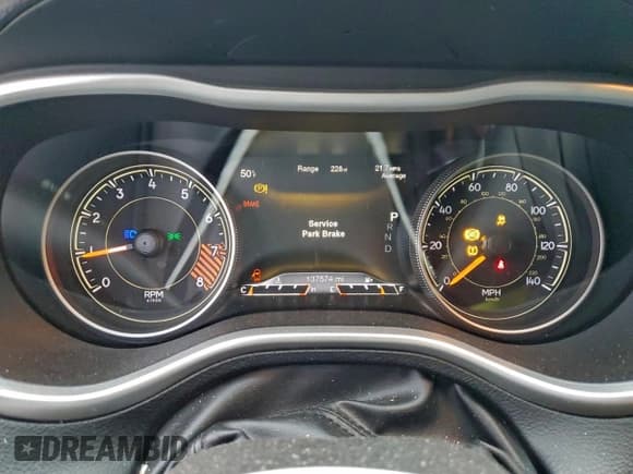 ✅ 2015 Jeep Cherokee Trailhawk • VIN: 1C4PJMBS4FW778003 • Лот: 93874095. Опубликован ранее на Copart с пробегом 137 574 миль. Бесплатный доступ к архиву аукционных продаж из США и подробный отчёт об истории автомобиля на DreamBid. Изображение 9.