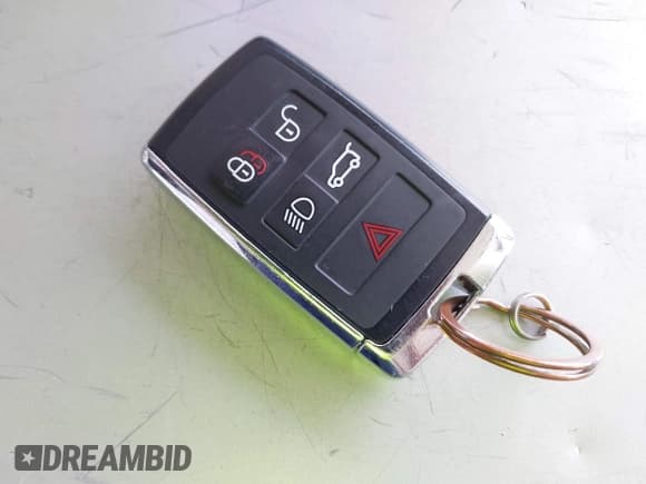 ✅ 2019 Land Rover Range Rover • VIN: SALGS2RE3KA523053 • Lot: 42032660. Listed on IAAI with 66,400 mi. Free auction sales archive from the USA and detailed vehicle history report at DreamBid. Image 11.