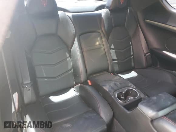 ✅ 2014 Maserati GranTurismo Sport • VIN: ZAM45VLA5E0124577 • Lot: 64257885. Wystawiony na Copart z przebiegiem 146 555 mil. Bezpłatny archiwum sprzedaży aukcyjnych z USA i szczegółowy raport historii pojazdu na DreamBid. Zdjęcie 10.