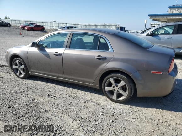 ✅ 2011 Chevrolet Malibu 1LT • VIN: 1G1ZC5EU5BF394465 • Lot: 71761804. Wystawiony na Copart z przebiegiem 174 092 mil. Bezpłatny archiwum sprzedaży aukcyjnych z USA i szczegółowy raport historii pojazdu na DreamBid. Zdjęcie 2.