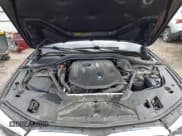 ✅ 2017 BMW 5 Series 540i • VIN: WBAJE5C34HG915426 • Lot: 43271193. Wystawiony na IAAI z przebiegiem 103 266 mil. Bezpłatny archiwum sprzedaży aukcyjnych z USA i szczegółowy raport historii pojazdu na DreamBid. Zdjęcie 10.