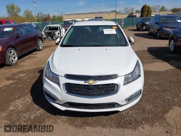 ✅ 2015 Chevrolet Cruze LT • VIN: 1G1PE5SB5F7258227 • Lot: 43460827. Listed on IAAI with 128,271 mi. Free auction sales archive from the USA and detailed vehicle history report at DreamBid. Image 12.