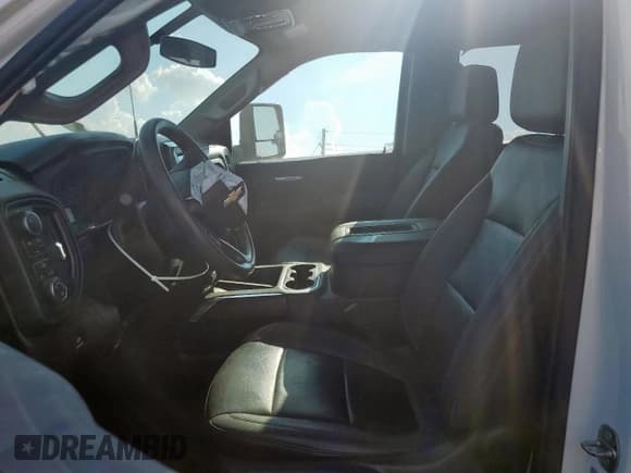 ✅ 2022 Chevrolet Silverado 2500HD Work Truck • VIN: 1GC4YLEY2NF334593 • Лот: 68927655. Опубликован ранее на Copart с пробегом 88 291 миль. Бесплатный доступ к архиву аукционных продаж из США и подробный отчёт об истории автомобиля на DreamBid. Изображение 7.