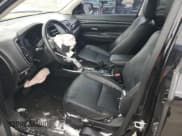 ✅ 2018 Mitsubishi Outlander SE • VIN: JA4AD3A34JZ048675 • Lot: 91976715. Wystawiony na Copart z przebiegiem 74 245 mil. Bezpłatny archiwum sprzedaży aukcyjnych z USA i szczegółowy raport historii pojazdu na DreamBid. Zdjęcie 7.