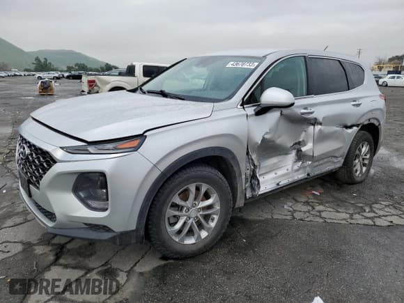 ✅ 2019 Hyundai Santa Fe SE • VIN: 5NMS2CAD5KH077021 • Lot: 43670733. Wystawiony na Copart z przebiegiem 67 064 mil. Bezpłatny archiwum sprzedaży aukcyjnych z USA i szczegółowy raport historii pojazdu na DreamBid. Zdjęcie 1.