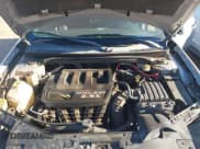 ✅ 2013 Chrysler 200 LX • VIN: 1C3CCBAB4DN647143 • Lot: 43611918. Wystawiony na IAAI z przebiegiem 177 940 mil. Bezpłatny archiwum sprzedaży aukcyjnych z USA i szczegółowy raport historii pojazdu na DreamBid. Zdjęcie 10.