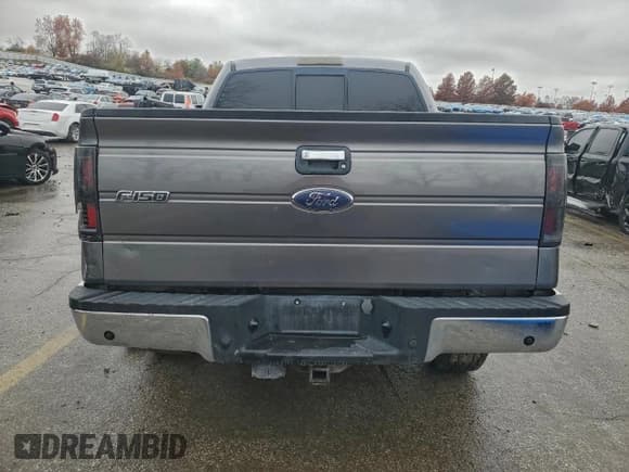 ✅ 2011 Ford F-150 XLT • VIN: 1FTFW1EF3BFD31828 • Lot: 92993595. Listed on Copart with 136,055 mi. Free auction sales archive from the USA and detailed vehicle history report at DreamBid. Image 6.