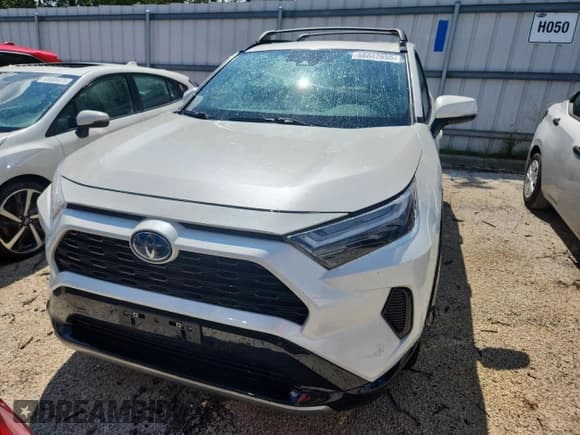 ✅ 2022 Toyota RAV4 Hybrid SE • VIN: 2T3T6RFV5NW032545 • Лот: 68882655. Опубликован ранее на Copart с пробегом 192 482 миль. Бесплатный доступ к архиву аукционных продаж из США и подробный отчёт об истории автомобиля на DreamBid. Изображение 5.