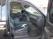 ✅ 2013 Chevrolet Silverado 1500 LTZ • VIN: 3GCPKTE70DG185975 • Lot: 43309759. Wystawiony na IAAI z przebiegiem 194 598 mil. Bezpłatny archiwum sprzedaży aukcyjnych z USA i szczegółowy raport historii pojazdu na DreamBid. Zdjęcie 5.