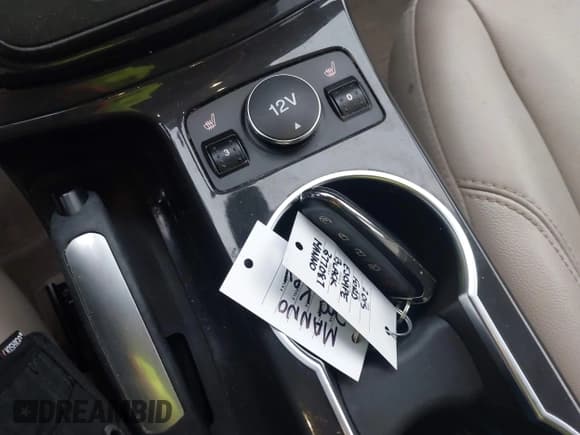 ✅ 2015 Ford Escape Titanium • VIN: 1FMCU9J9XFUB77087 • Lot: 43771373. Listed on IAAI with 95,650 mi. Free auction sales archive from the USA and detailed vehicle history report at DreamBid. Image 11.