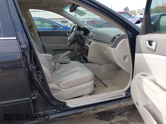 ✅ 2007 Hyundai Sonata SE • VIN: 5NPEU46F57H187990 • Lot: 43486147. Wystawiony na IAAI z przebiegiem 218 028 mil. Bezpłatny archiwum sprzedaży aukcyjnych z USA i szczegółowy raport historii pojazdu na DreamBid. Zdjęcie 5.