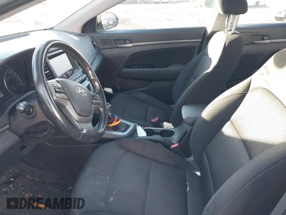 ✅ 2018 Hyundai Elantra SEL • VIN: 5NPD84LF9JH363922 • Лот: 43712383. Опубликован ранее на IAAI с пробегом 63 439 миль. Бесплатный доступ к архиву аукционных продаж из США и подробный отчёт об истории автомобиля на DreamBid. Изображение 5.