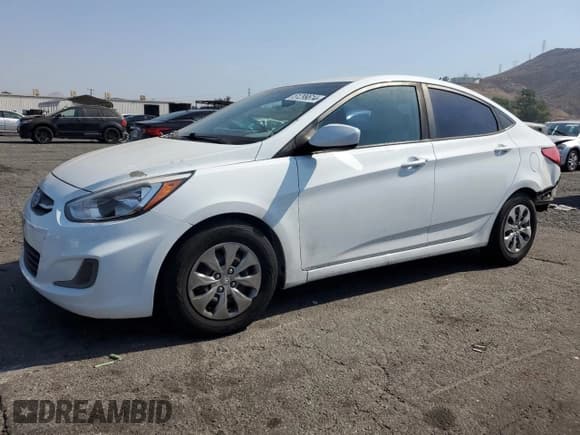 ✅ 2017 Hyundai Accent SE • VIN: KMHCT4AE1HU312687 • Лот: 61299614. Опубликован ранее на Copart с пробегом 76 859 миль. Бесплатный доступ к архиву аукционных продаж из США и подробный отчёт об истории автомобиля на DreamBid. Изображение 1.