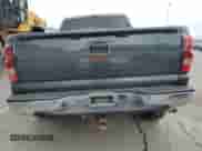 2005 Chevrolet Silverado 1500 Z71 z VIN 2GCEK19B351321259, wystawiony jako Copart lot #72497374 z przebiegiem 242 688 mil mil oraz Szkoda całkowita • Salvage title. Historia ofert i sprzedaży dostępna na DreamBid. Obrazek 6.