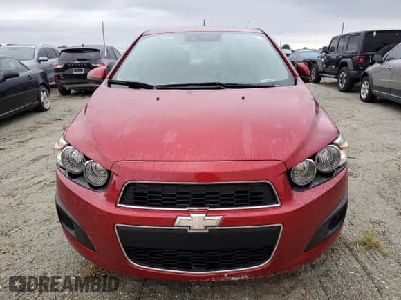 2016 Chevrolet Sonic LT z VIN 1G1JC6SB5G4175014, wystawiony jako Copart lot #74584614 z przebiegiem Nie podano mil oraz Szkoda całkowita • Salvage title. Historia ofert i sprzedaży dostępna na DreamBid. Obrazek 5.
