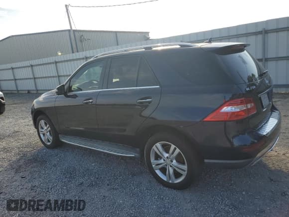 ✅ 2015 Mercedes-Benz M 250 • VIN: 4JGDA0EB7FA491237 • Lot: 66502175. Wystawiony na Copart z przebiegiem 184 730 mil. Bezpłatny archiwum sprzedaży aukcyjnych z USA i szczegółowy raport historii pojazdu na DreamBid. Zdjęcie 2.