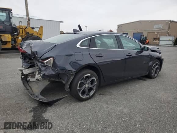 2023 Chevrolet Malibu LT with VIN 1G1ZD5ST6PF238029, listed as a Copart auction lot 90923465 with 41,604 mi miles and Non repairable. Bid and sale history available at DreamBid. Image 3.