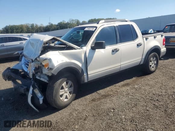 ✅ 2010 Ford Explorer Sport Trac XLT • VIN: 1FMEU3BE5AUF01038 • Lot: 71683755. Wystawiony na Copart z przebiegiem 118 526 mil. Bezpłatny archiwum sprzedaży aukcyjnych z USA i szczegółowy raport historii pojazdu na DreamBid. Zdjęcie 1.
