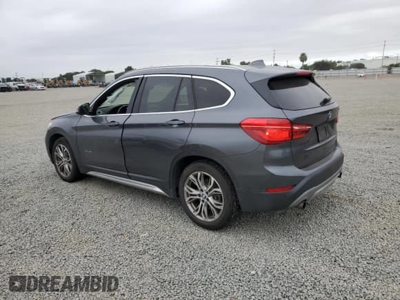 ✅ 2016 BMW X1 xDrive28i • VIN: WBXHT3Z33G4A49534 • Лот: 83753605. Опубликован ранее на Copart с пробегом 106 893 миль. Бесплатный доступ к архиву аукционных продаж из США и подробный отчёт об истории автомобиля на DreamBid. Изображение 2.