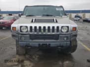 ✅ 2005 Hummer H2 SUV • VIN: 5GRGN23U35H108095 • Lot: 91883045. Wystawiony na Copart z przebiegiem 180 941 mil. Bezpłatny archiwum sprzedaży aukcyjnych z USA i szczegółowy raport historii pojazdu na DreamBid. Zdjęcie 5.
