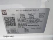 ✅ 2022 Chevrolet Traverse LT • VIN: 1GNEVHKW5NJ162836 • Lot: 43004045. Wystawiony na IAAI z przebiegiem 45 457 mil. Bezpłatny archiwum sprzedaży aukcyjnych z USA i szczegółowy raport historii pojazdu na DreamBid. Zdjęcie 9.