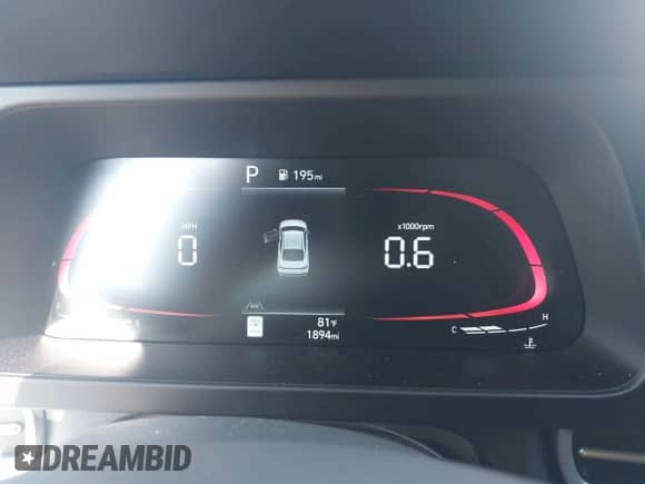 2025 Hyundai Elantra SEL Sport with VIN KMHLM4DGXSU992610, listed as a IAAI auction lot 43319490 with 1,894 mi miles and . Bid and sale history available at DreamBid. Image 7.