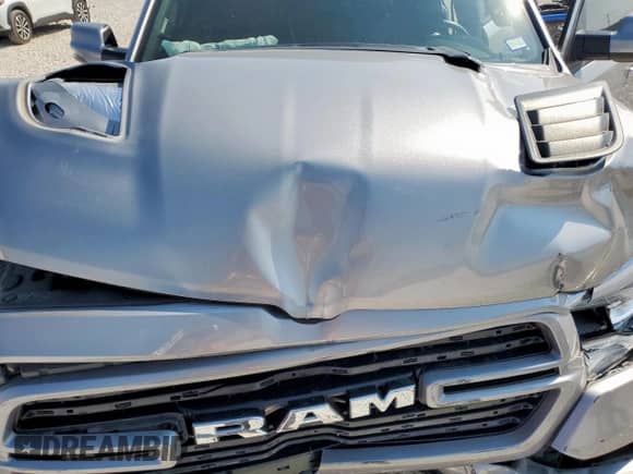 2023 Ram 1500 Laramie z VIN 1C6SRFJT7PN662379, wystawiony jako Copart lot #81452325 z przebiegiem 27 254 mil mil oraz Szkoda całkowita • Salvage title. Historia ofert i sprzedaży dostępna na DreamBid. Obrazek 11.