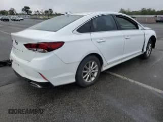 ✅ 2019 Hyundai Sonata SE • VIN: 5NPE24AF8KH735597 • Лот: 86607355. Опубликован ранее на Copart с пробегом Не указан. Бесплатный доступ к архиву аукционных продаж из США и подробный отчёт об истории автомобиля на DreamBid. Изображение 3.