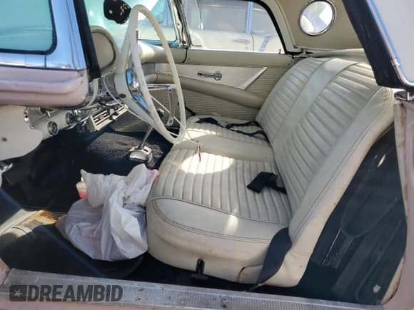 ✅ 1957 Ford Thunderbird • VIN: D7FH309658 • Лот: 75299494. Опубликован ранее на Copart с пробегом 50 865 миль. Бесплатный доступ к архиву аукционных продаж из США и подробный отчёт об истории автомобиля на DreamBid. Изображение 7.