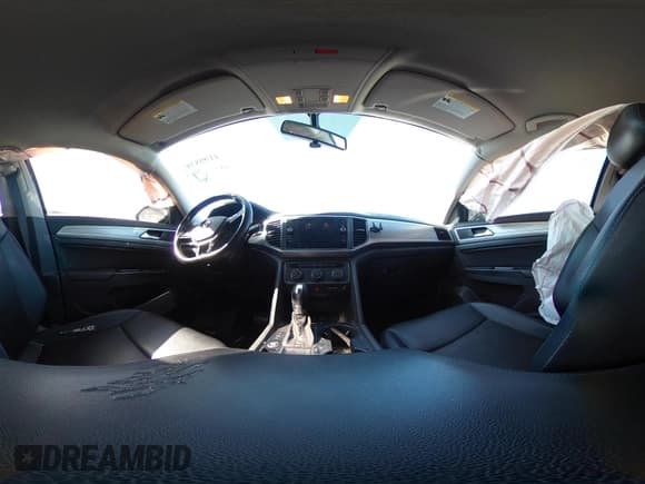 ✅ 2018 Volkswagen Atlas SE • VIN: 1V2CP2CAXJC597262 • Lot: 41998382. Listed on IAAI with 153,666 mi. Free auction sales archive from the USA and detailed vehicle history report at DreamBid. Image 18.