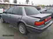 1990 Honda Civic z VIN 1HGED3658LA070750, wystawiony jako IAAI lot #43609393 z przebiegiem 158 389 mil mil oraz . Historia ofert i sprzedaży dostępna na DreamBid. Obrazek 3.