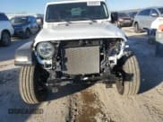 ✅ 2020 Jeep Wrangler Willys • VIN: 1C4GJXAN6LW276876 • Lot: 83528374. Wystawiony na Copart z przebiegiem 36 195 mil. Bezpłatny archiwum sprzedaży aukcyjnych z USA i szczegółowy raport historii pojazdu na DreamBid. Zdjęcie 5.