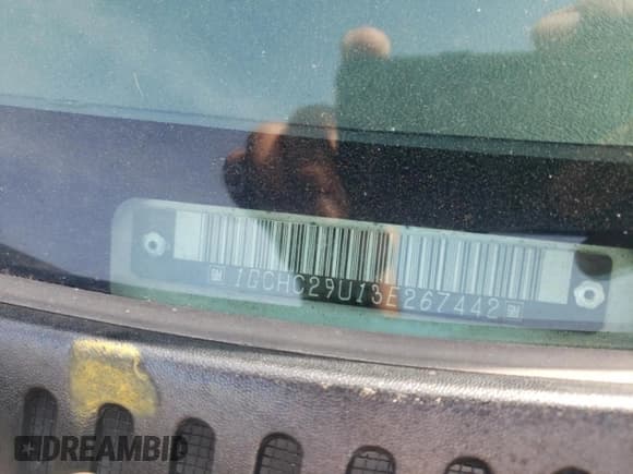 ✅ 2003 Chevrolet Silverado 2500HD LS • VIN: 1GCHC29U13E267442 • Лот: 51182565. Опубликован ранее на Copart с пробегом Не указан. Бесплатный доступ к архиву аукционных продаж из США и подробный отчёт об истории автомобиля на DreamBid. Изображение 13.