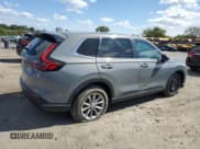 ✅ 2024 Honda CR-V EX-L • VIN: 2HKRS4H7XRH440253 • Lot: 71565315. Wystawiony na Copart z przebiegiem 8 545 mil. Bezpłatny archiwum sprzedaży aukcyjnych z USA i szczegółowy raport historii pojazdu na DreamBid. Zdjęcie 3.