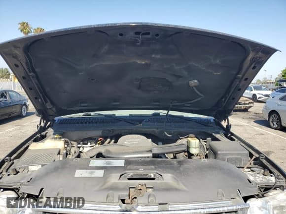 ✅ 2001 Chevrolet Suburban LS • VIN: 1GNEC16T21J305247 • Лот: 63616105. Опубликован ранее на Copart с пробегом 264 025 миль. Бесплатный доступ к архиву аукционных продаж из США и подробный отчёт об истории автомобиля на DreamBid. Изображение 12.