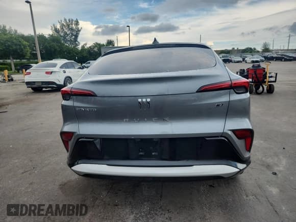 ✅ 2024 Buick Envista Sport Touring • VIN: KL47LBE25RB154159 • Lot: 81663935. Listed on Copart with 17,423 mi. Free auction sales archive from the USA and detailed vehicle history report at DreamBid. Image 6.