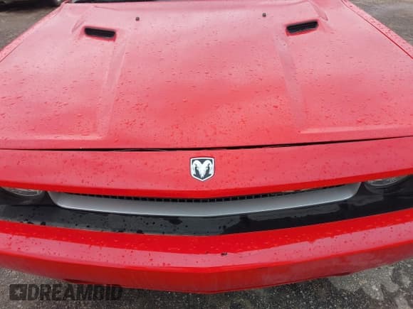 ✅ 2010 Dodge Challenger SE • VIN: 2B3CJ4DV7AH282272 • Lot: 43482588. Listed on IAAI with 193,000 mi. Free auction sales archive from the USA and detailed vehicle history report at DreamBid. Image 6.