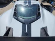 ✅ 2023 Chevrolet Corvette 2LT • VIN: 1G1YB2D42P5112388 • Lot: 89719315. Wystawiony na Copart z przebiegiem Nie podano. Bezpłatny archiwum sprzedaży aukcyjnych z USA i szczegółowy raport historii pojazdu na DreamBid. Zdjęcie 11.