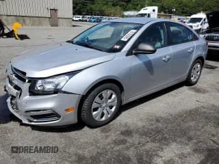 ✅ 2015 Chevrolet Cruze LS • VIN: 1G1PA5SH0F7176261 • Lot: 70152285. Listed on Copart with 101,132 mi. Free auction sales archive from the USA and detailed vehicle history report at DreamBid. Image 1.