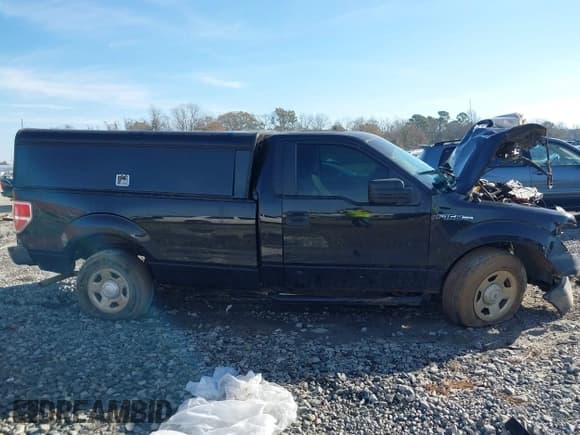 ✅ 2014 Ford F-150 XL • VIN: 1FTMF1EM3EKF11232 • Лот: 41395837. Опубликован ранее на IAAI с пробегом 148 147 миль. Бесплатный доступ к архиву аукционных продаж из США и подробный отчёт об истории автомобиля на DreamBid. Изображение 13.